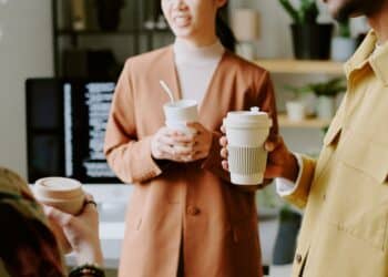 The town of Noosa has voted for a recyclable future of coffee cups, by encouraging local businesses to rethink waste and pollution.