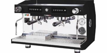 The Luna is a “fail-safe” semi-automatic machine that enables users to manually make coffee without the electronic touchpads.