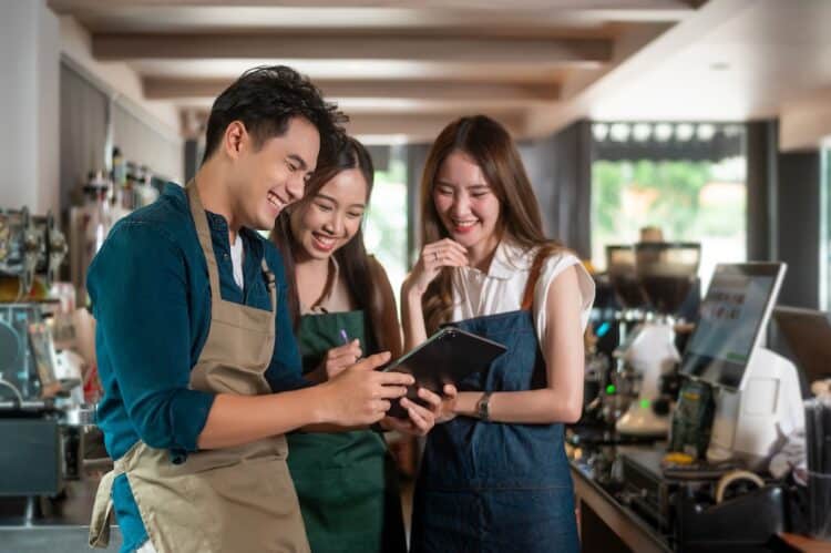 The Australian barista workforce has grown significantly, with the average taxable income being $32,447. Image: tonefotografia/stock.adobe.com.