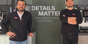 Franke Oceania team members Hamish McKinstry (left) and Dubravko Palinic (right).