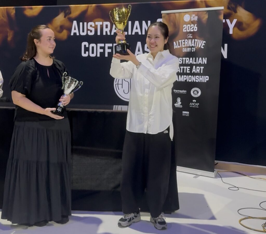 2022 Australian Latte Art Champion Amy Zhang returned to the competition this year. 