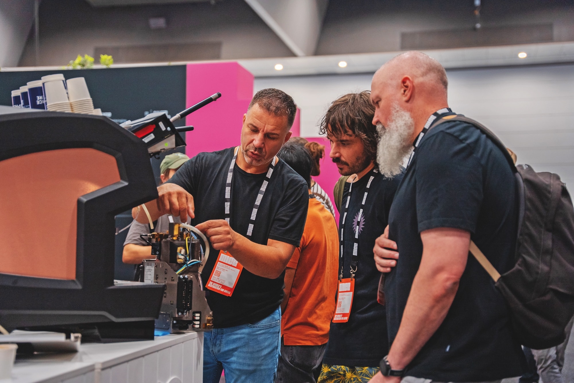 One-on-one demonstrations at MICE help café owners make informed purchasing decisions.