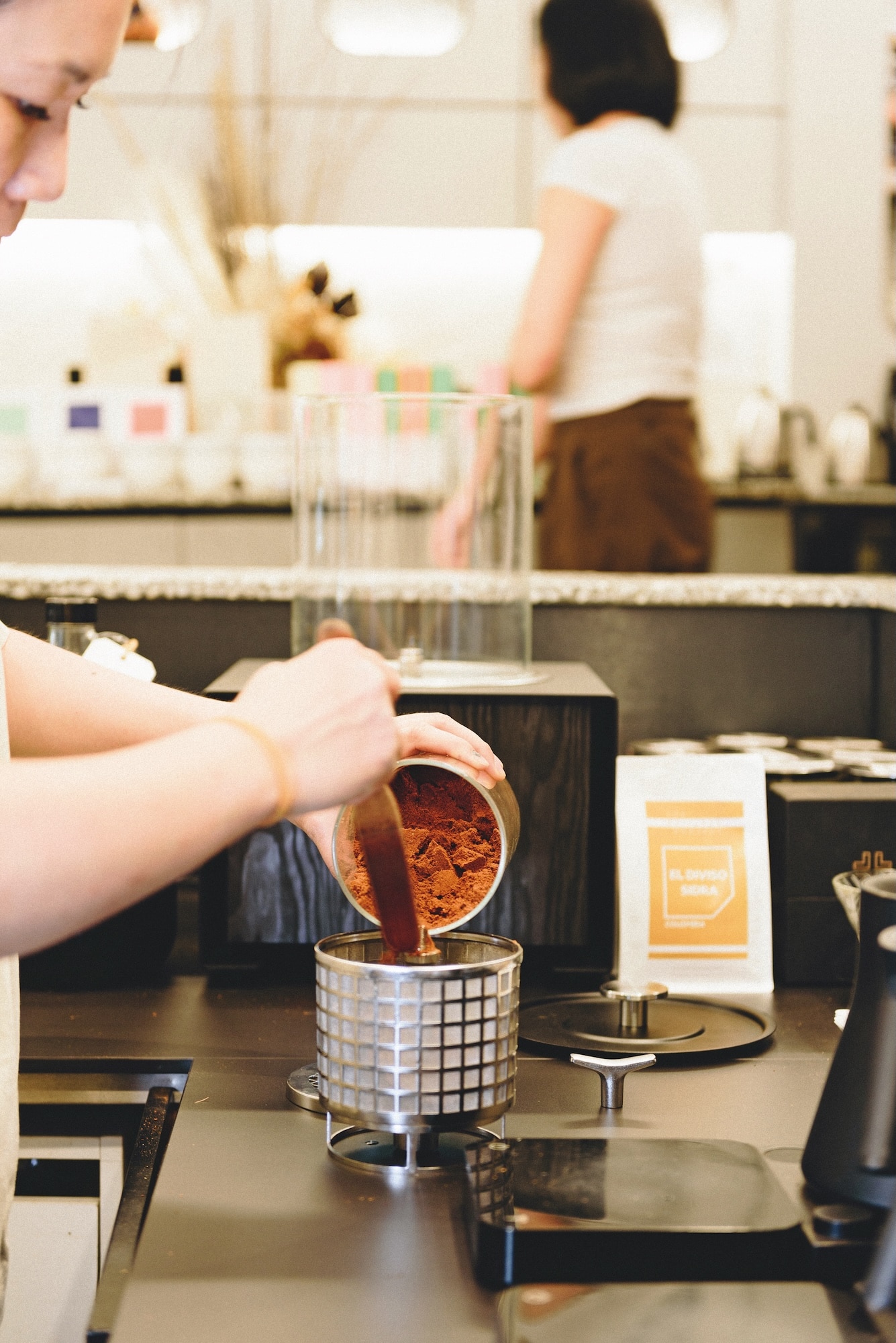 A single Baby Hardtank batch can take 350 grams of ground coffee and creates four to five litres of cold brew.