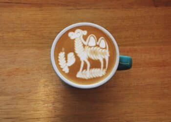 Recreate this camel latte art with a step-by-step guide from Victor Vu. Images: Prime Creative Media.