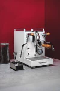 La Pavoni has made matte black and white colourways more accessible for customers, along with the brand’s famous stainless steel.
