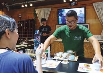 Ian Abadiano was named Educator of the Year at the 2026 Coffee Industry Heroes Awards.